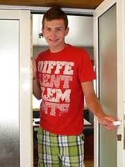 HMBoy Antoni casts off!