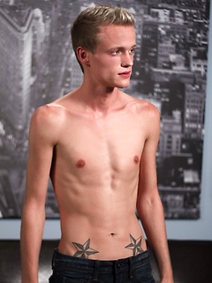 gay boy porn model Nicholas Reed